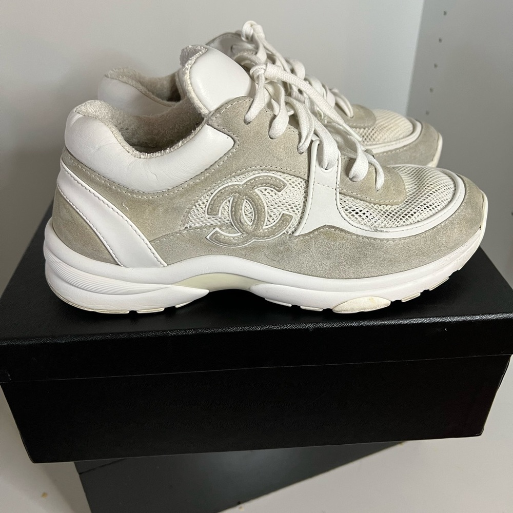 - Authentic Chanel Trainer’s - Picture 4 of 10